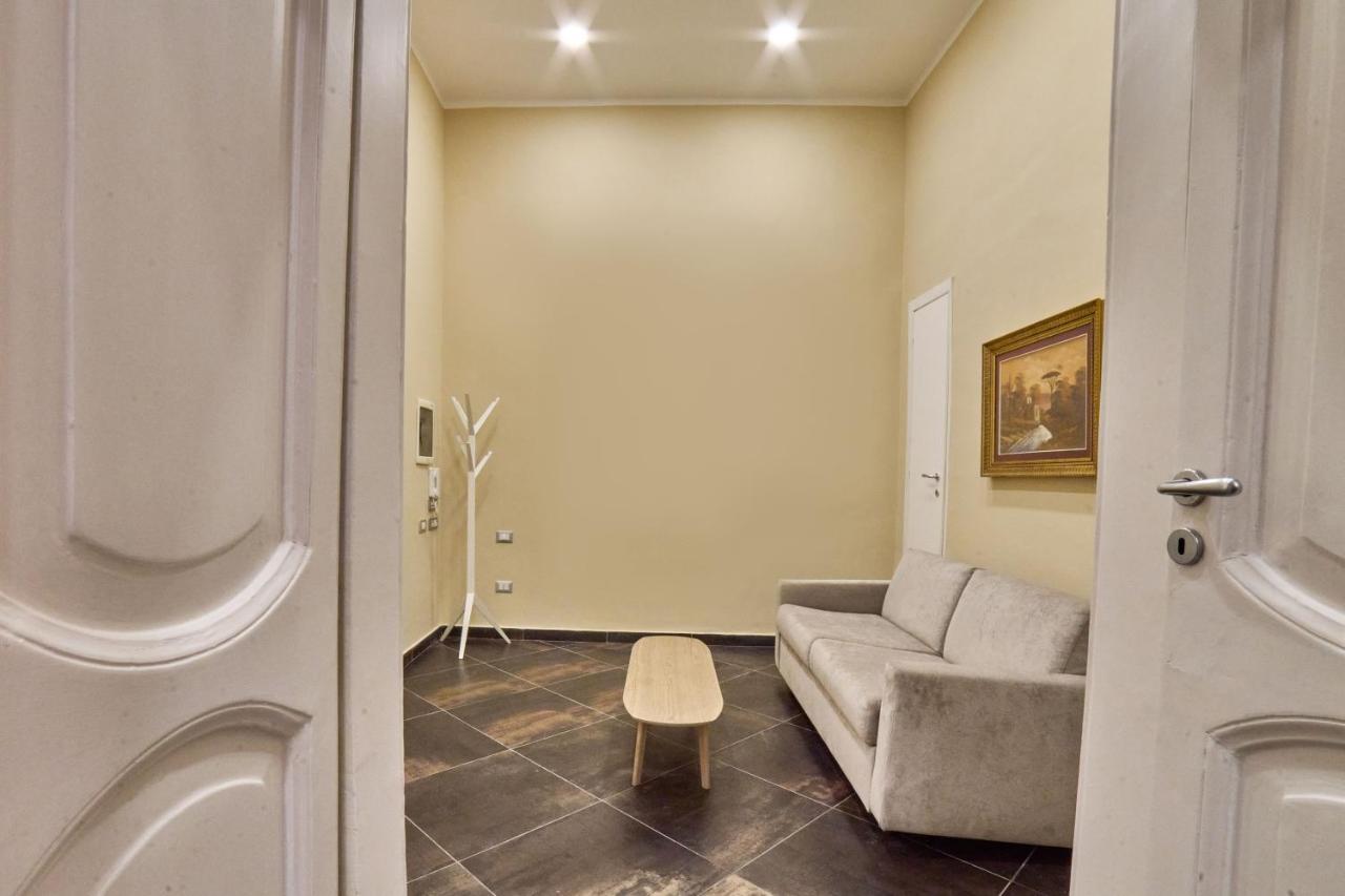Via Niccolo Tommaseo 14 Apartment Naples Exterior photo