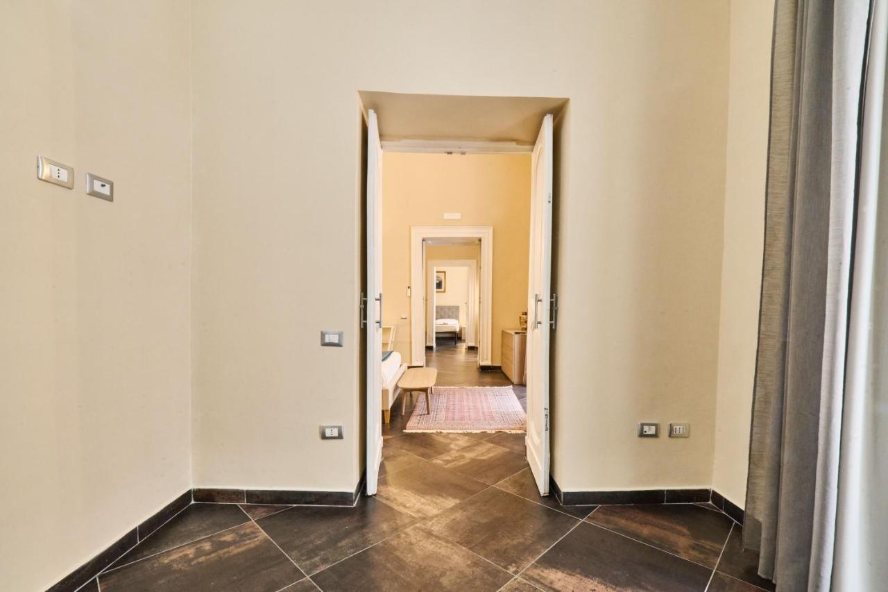 Via Niccolo Tommaseo 14 Apartment Naples Exterior photo